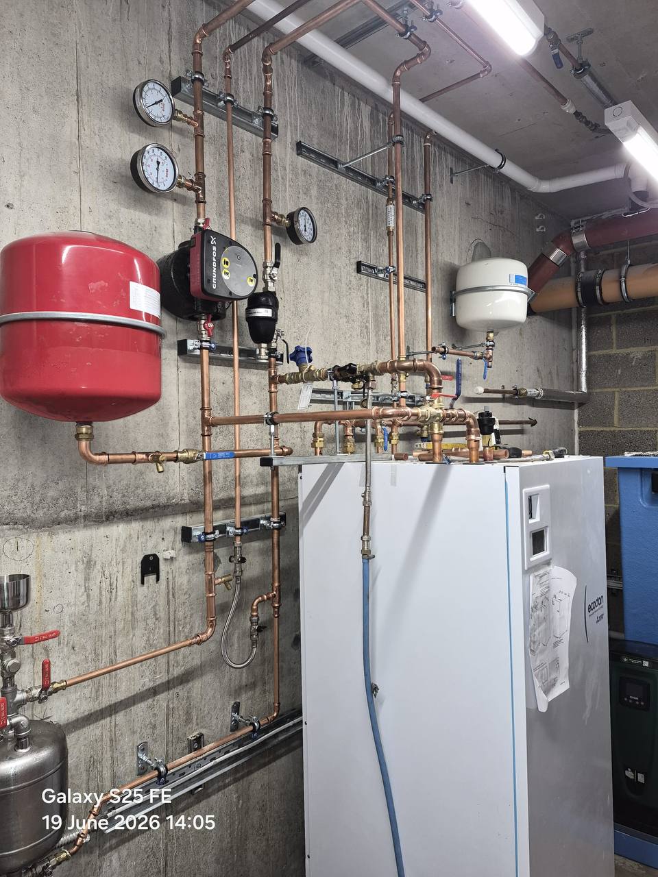 Mitsubishi Ecodan heat pump and copper pipework