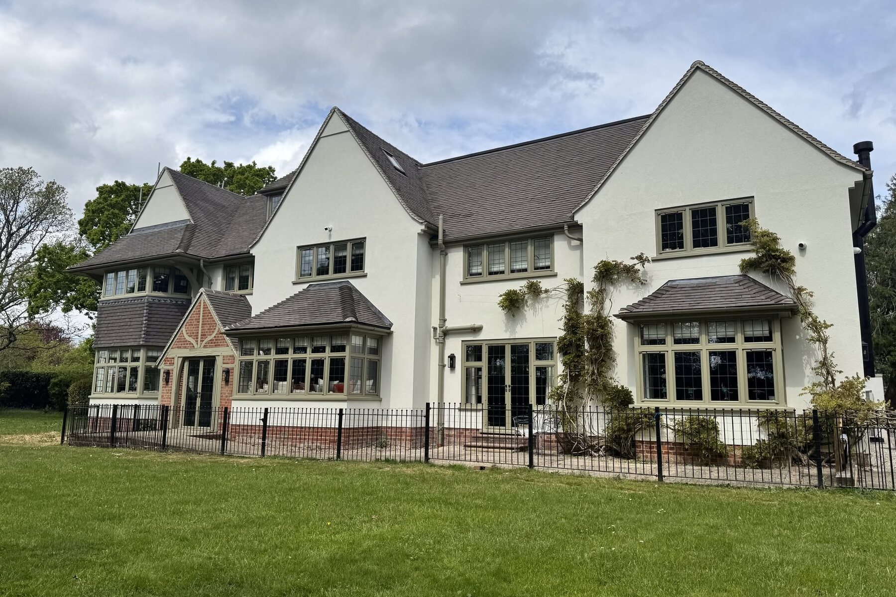 New Forest period property exterior