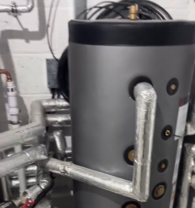 Buffer vessel with insulated connections in the Hampstead plant room
